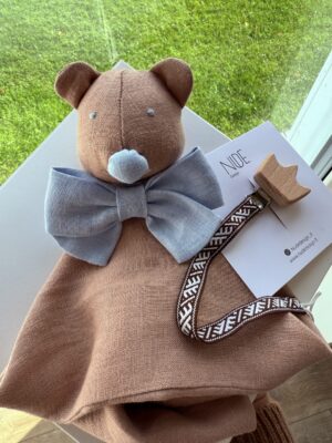 IMG_5906 Rankų darbo migduko ir čiulptuko laikiklio rinkinys | NuDedesign