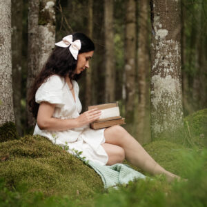 Rankų darbo lininis kaspinas plaukams