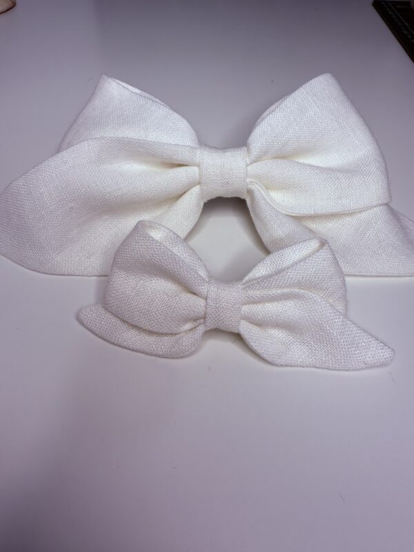 Rankų darbo lininių kaspinėlių rinkinys