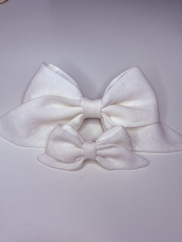 Rankų darbo lininių kaspinėlių rinkinys